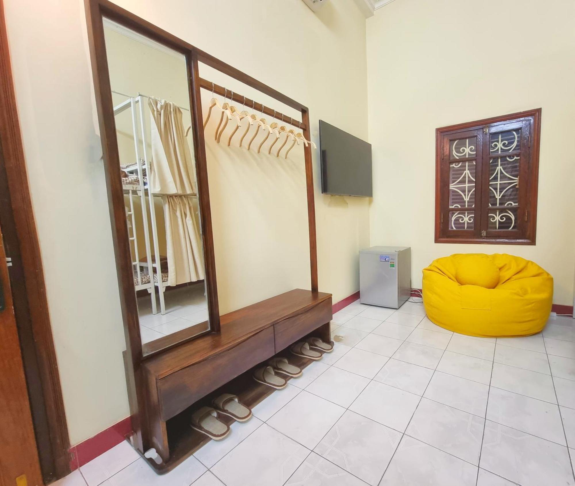 Lushstay Terrace - Hanoi Train Street *